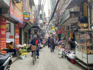 Ngõ chợ Khâm Thiên